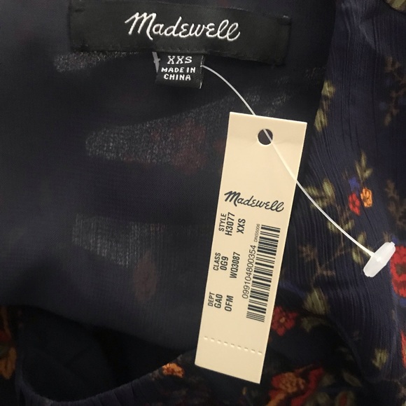 Madewell ruffle sleeve top in climbing vine - Picture 7 of 7